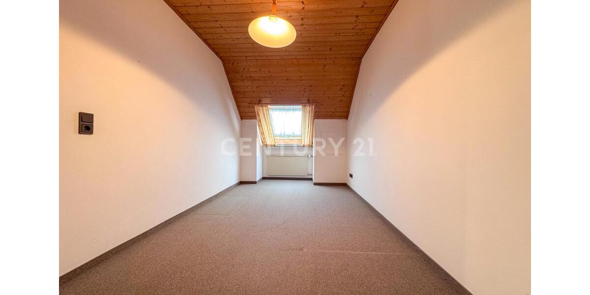 Etagenwohnung Bad Staffelstein - 4 Zimmer, 120 m&sup2;, 790&euro; | Angebot:25432019