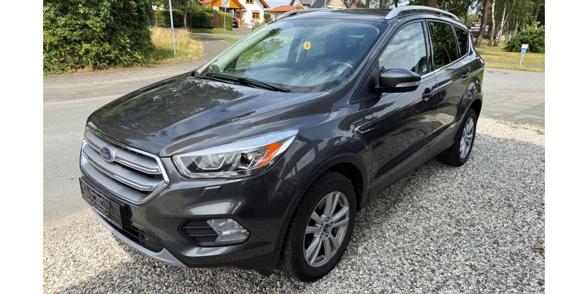 Ford Kuga 210.000 km 8.300 &euro; Lippstadt 59557