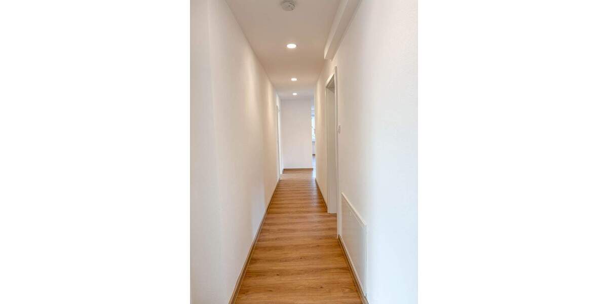 Etagenwohnung Estenfeld - 3 Zimmer, 112 m&sup2;, 1.345&euro; | Angebot:25469653