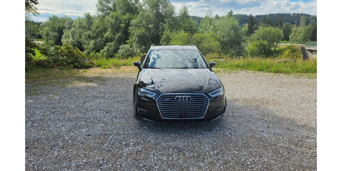Audi A3 93.000 km 16.500 &euro; Peißenberg 82380