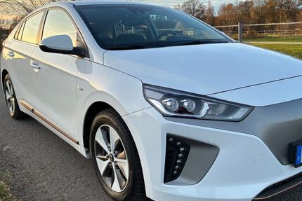Hyundai IONIQ 92.000 km 14.900 &euro; Paderborn 33104