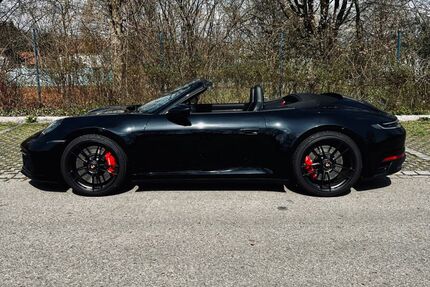 Porsche 992 13.600 km 173.900 € Burghausen 84489