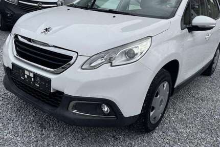 Peugeot 2008 142.000 km 4.499 € Paderborn 33100
