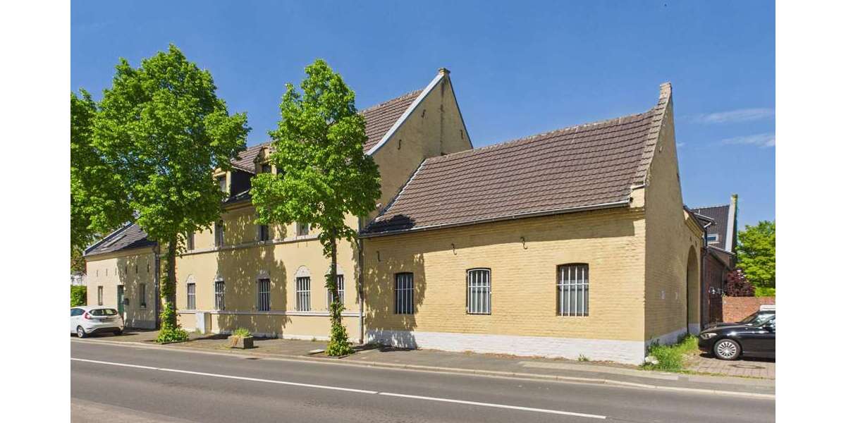 Einfamilienhaus Pulheim - 13 Zimmer, 322 m&sup2;, 970.000&euro; | Angebot:26865631