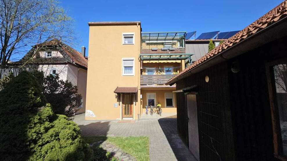 Haus zum Kaufen in Traunstein 595.000 € 235 m²