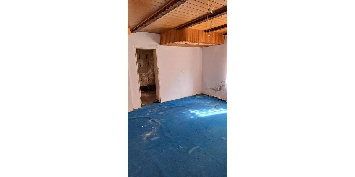 Einfamilienhaus Mehren - 5 Zimmer, 120 m&sup2;, 115.000&euro; | Angebot:26963969
