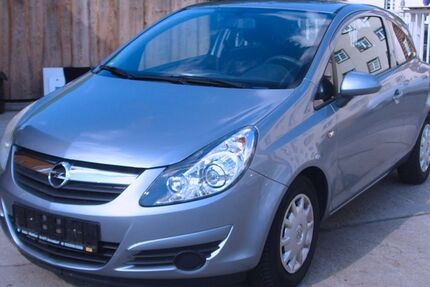 Opel Corsa 197.000 km 1.220 &euro; Dresden 01129