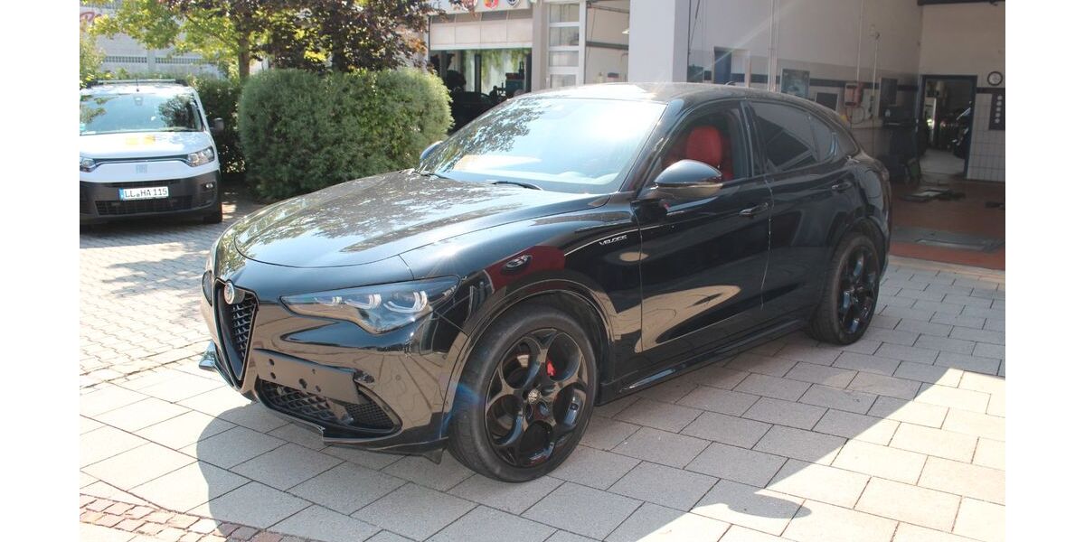 Alfa Romeo Stelvio 72.700 km 28.900 &euro; Weilheim 82362
