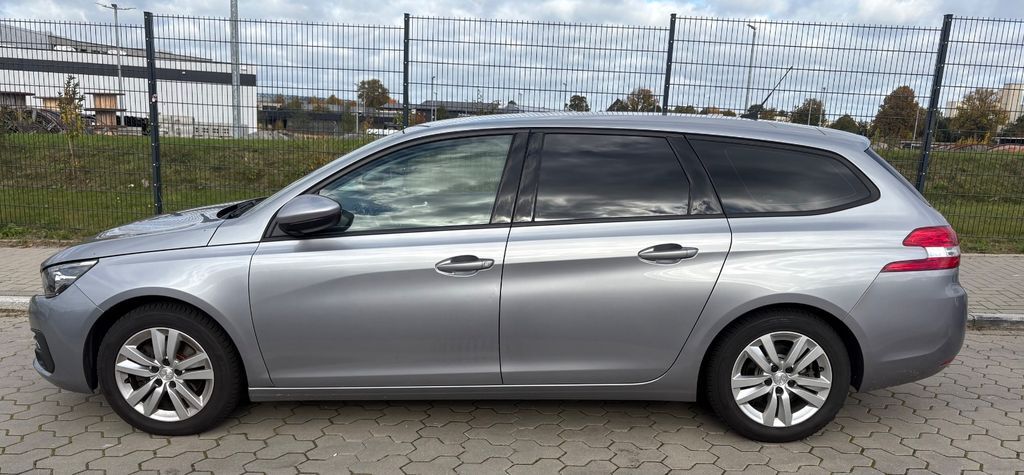 Peugeot 308 109.900 km 11.500 € Ziethen 23911