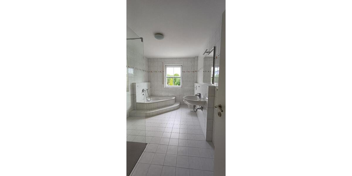 Doppelhaushälfte Reichertsheim - 4 Zimmer, 205 m&sup2;, 1.700&euro; | Angebot:26411151