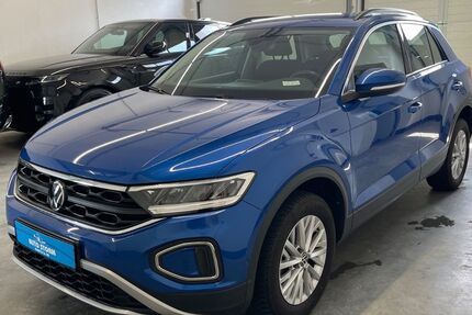 VW T-Roc 18.400 km 21.970 &euro; Landau a.d.Isar 94405