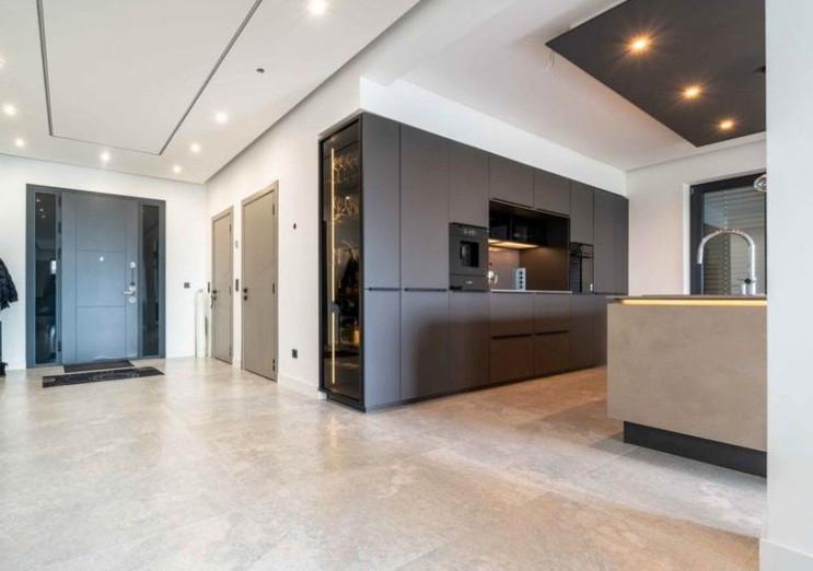 Barrierefreie NEUBAU EG-Wohnung mit Kamin & Garten (von Privat) 4 zimmer