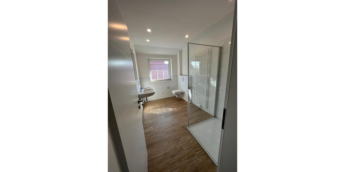 Erdgeschoßwohnung Delmenhorst Bungerhof - 4 Zimmer, 119 m&sup2;, 1.300&euro; | Angebot:26033133