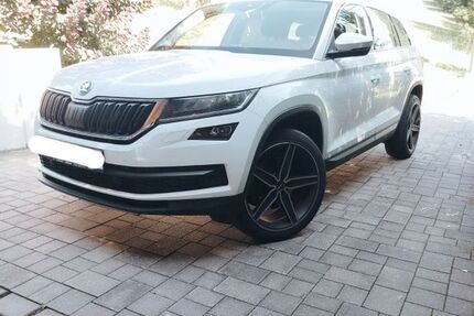 Skoda Kodiaq 175.600 km 19.900 &euro; Oederan 09569