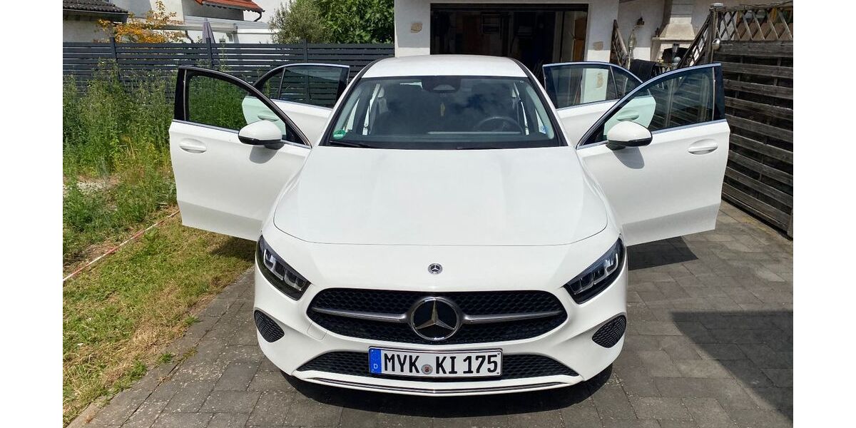 Mercedes-Benz A 180 19.000 km 25.200 &euro; Kaltenengers 56220