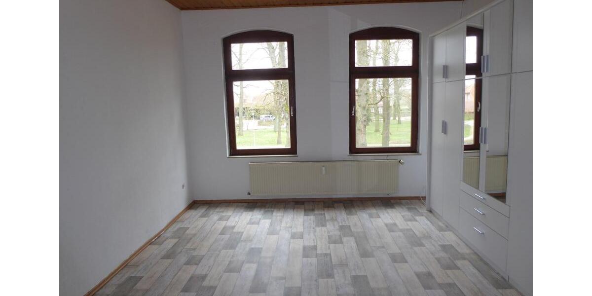 Dachgeschoßwohnung Beedenbostel - 3 Zimmer, 100 m&sup2;, 620&euro; | Angebot:26224119