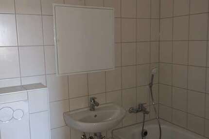 Wohnung Klötze - 3 Zimmer, 71 m&sup2;, 314&euro; | Angebot:24702031