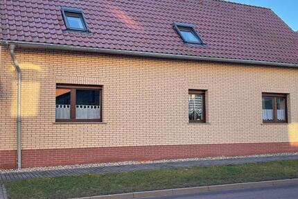 Haus Wettin-Löbejün Löbejün - 3 Zimmer, 130 m&sup2;, 330.000&euro; | Angebot:26292918