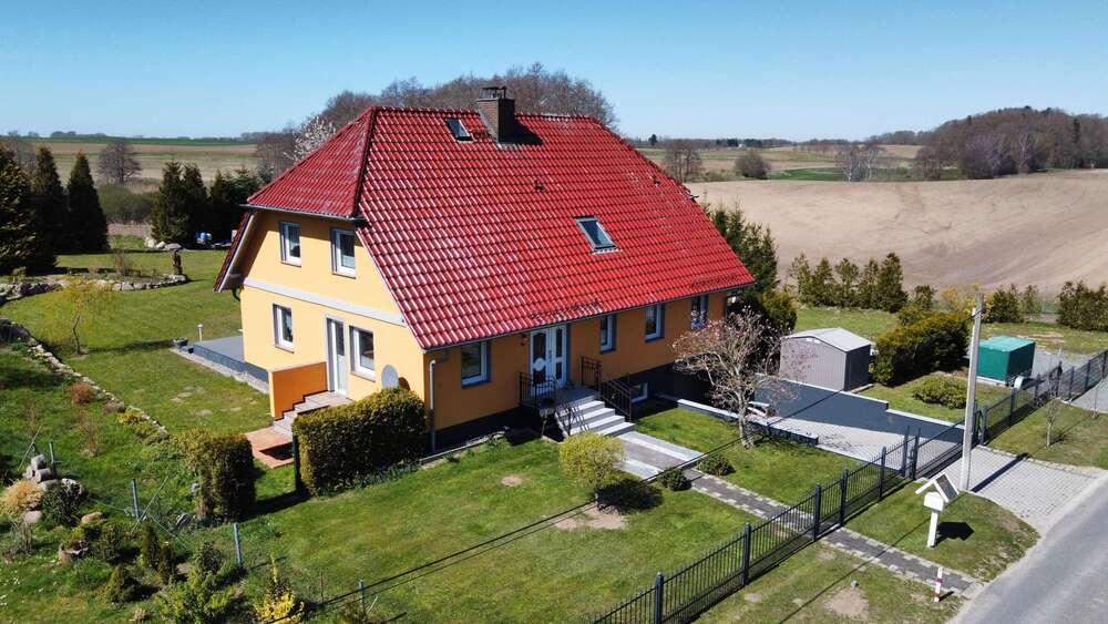 Einfamilienhaus Garz auf Rügen - 7 Zimmer, 220 m&sup2;, 629.000&euro; | Angebot:26307878
