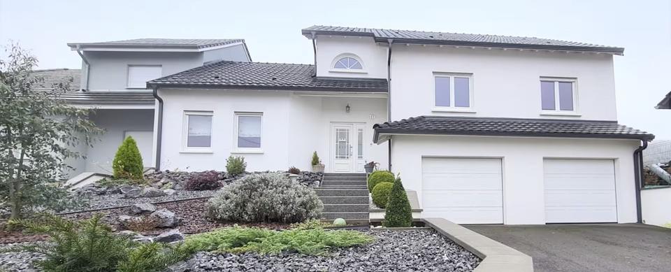 EFH in FR ca. 160m² nur 4km bis DE, FBH, riesige Garage + Keller 6 zimmer