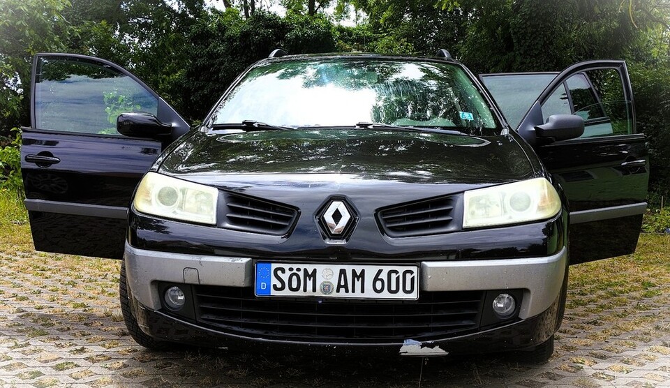Renault Megane 155.000 km 1.400 € Kölleda 99625