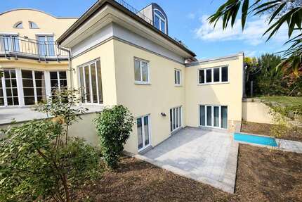 Haus Rosenheim Innenstadt - 7 Zimmer, 310 m&sup2;, 1.749.000&euro; | Angebot:24796185