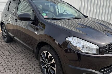 Nissan Qashqai 91.402 km 9.490 &euro; Erfurt 99092
