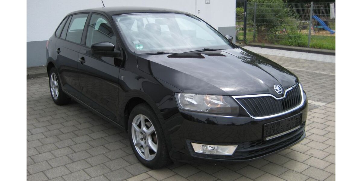 Skoda Rapid 81.890 km 8.580 &euro; Chemnitz 09125