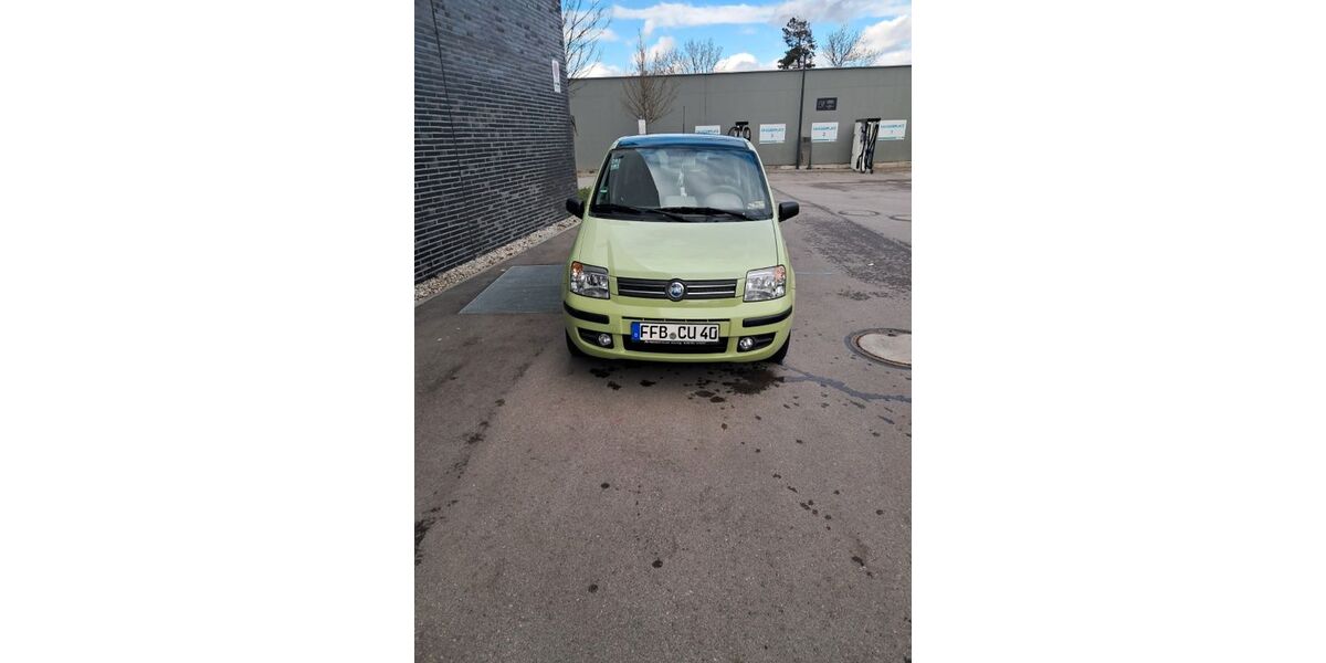 Fiat Panda 97.400 km 2.690 &euro; München 81369