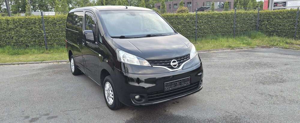 Nissan NV200 155.416 km 7.450 &euro; Oldenburg (Oldenburg), Stadt 26121