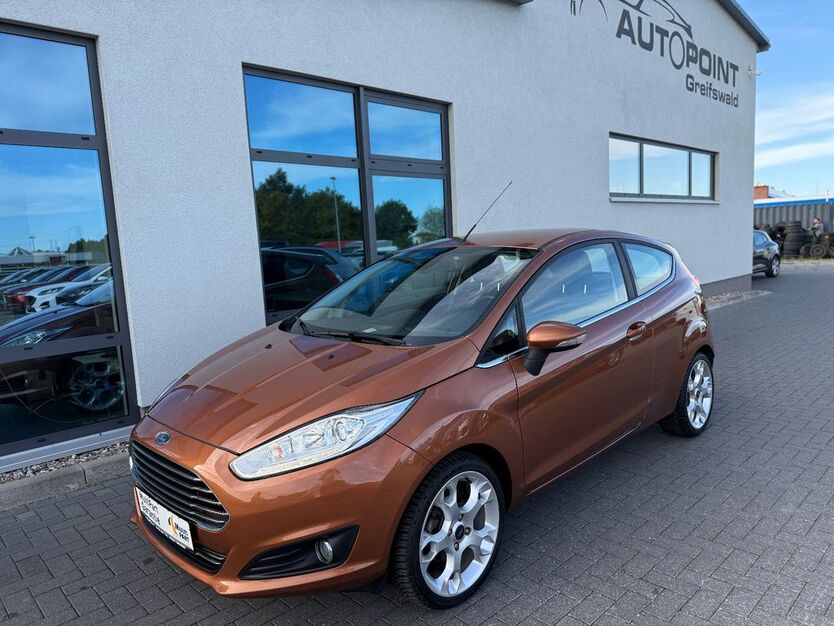 Ford Fiesta 42.716 km 7.990 € Greifswald 17489