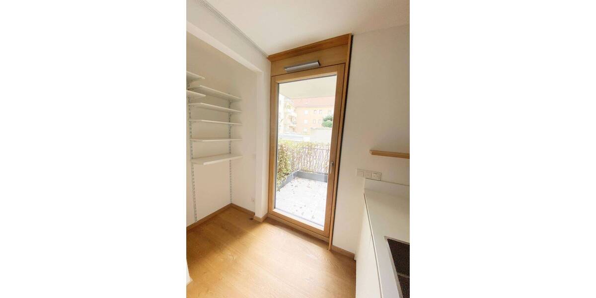 Etagenwohnung München Altstadt-Lehel - 3 Zimmer, 76 m&sup2;, 1.699.000&euro; | Angebot:26259331