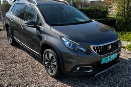 Peugeot 2008 32.000 km 17.450 € Leer 26789
