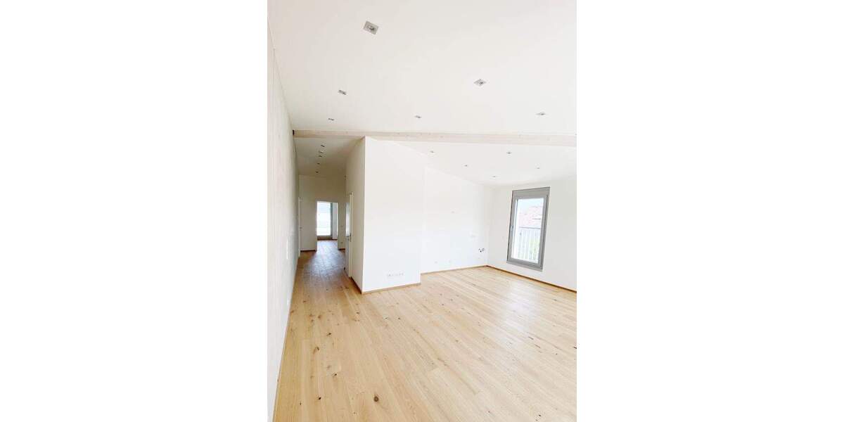 Etagenwohnung München Trudering-Riem - 3 Zimmer, 89 m&sup2;, 2.350&euro; | Angebot:25360365