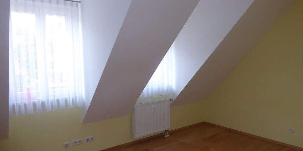 Etagenwohnung Neustadt/Aisch Neustadt - 3 Zimmer, 79 m&sup2;, 319.000&euro; | Angebot:25690498
