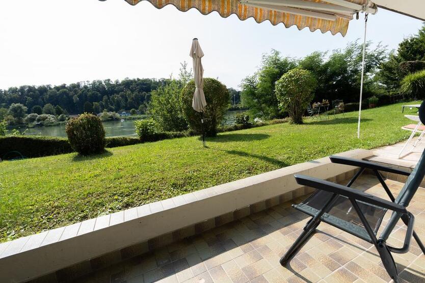 2-Zimmer-Wohnung mit herrlichem Rheinblick u. Gartenanteil