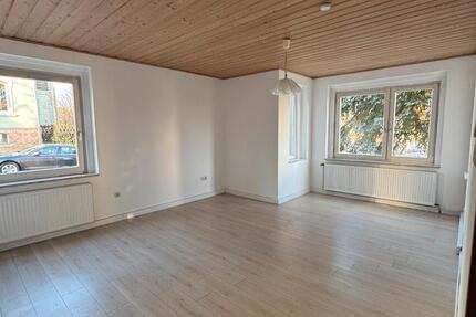 Wohnung Naila - 3 Zimmer, 95 m&sup2;, 650&euro; | Angebot:25409045