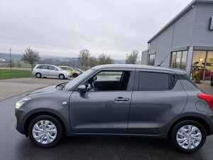 Suzuki Swift 1.2 Dualjet Hybrid Club AHK M+S 70.345 km 11.850 € Obrigheim-Asbach 74847