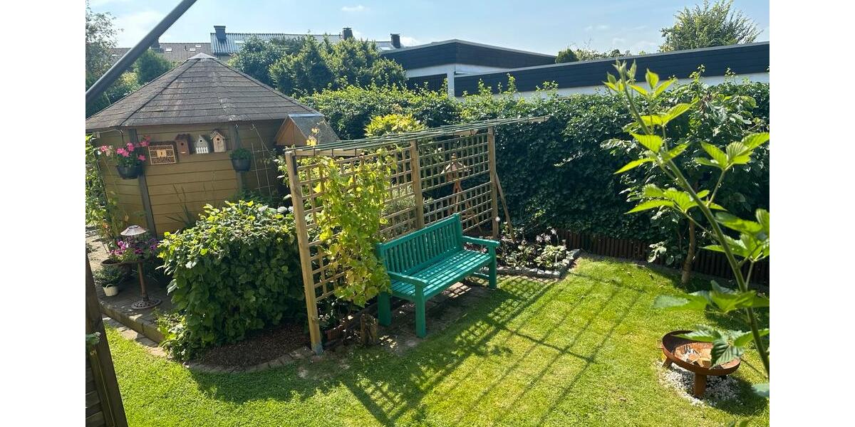 Erdgeschoßwohnung Bielefeld Jöllenbeck - 5 Zimmer, 160 m&sup2;, 260.000&euro; | Angebot:25552930