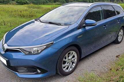 Toyota Auris 228.000 km 9.100 &euro; Bielefeld, Stadt 33689