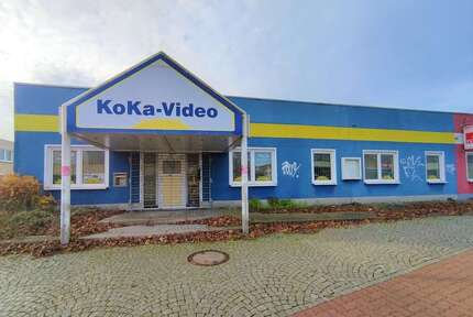 Halle in Wolfen 956 € 208 m²
