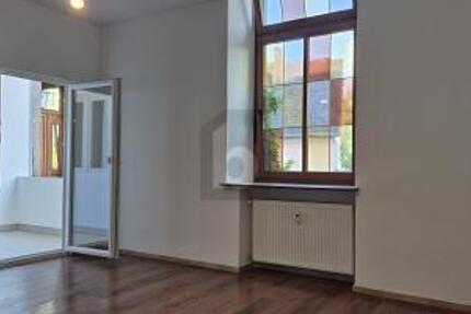 ZWISCHEN HISTORISCHEM CHARME UND MODERNE - Wohnung Friedenweiler | Angebot:27056889