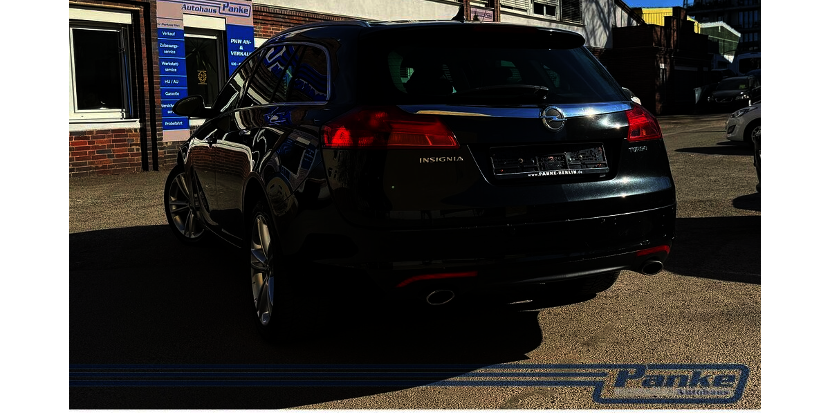 Opel Insignia Cosmo*SHZ*Navi*Tempo*E-Koffer*Lederweiß 169.708 km 5.780 &euro; Berlin 13187