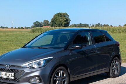 Hyundai i20 56.012 km 14.300 &euro; Otterfing 83624