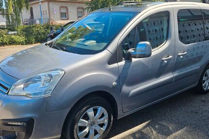 Citroen Berlingo 98.000 km 10.999 &euro; Velbert 42549