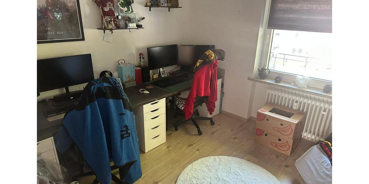 Etagenwohnung Wilhelmshaven Heppens - 5 Zimmer, 93 m&sup2;, 629&euro; | Angebot:26536420