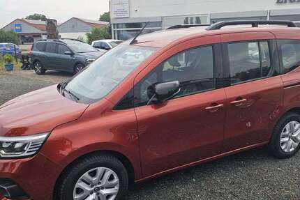 Renault Kangoo 28.800 km 20.990 &euro; Roßleben 06571