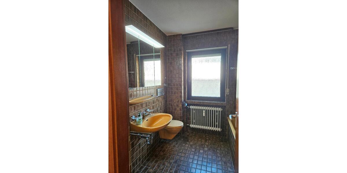 Hochparterre Bad Dürrheim - 2 Zimmer, 65 m&sup2;, 205.000&euro; | Angebot:26803422