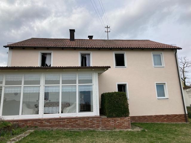 Wohnhaus mit großem Grundstück für 2 Familien 12 zimmer