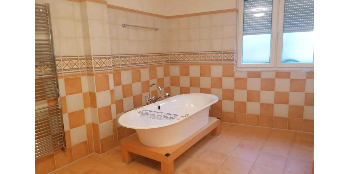 Etagenwohnung Hirschaid - 3 Zimmer, 117 m&sup2;, 1.100&euro; | Angebot:25266255